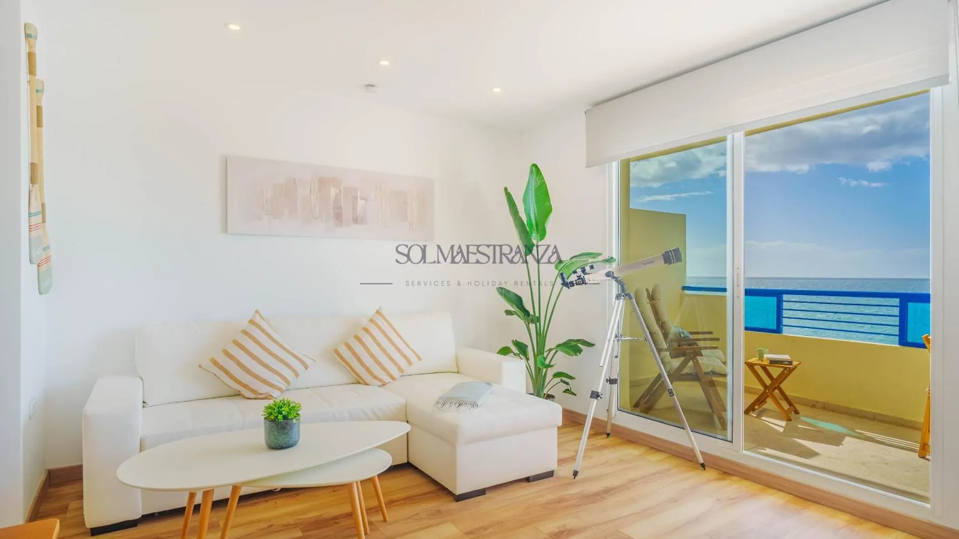 Marbella Beach Front View By Sol Maestranza Apartment